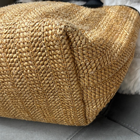 Longchamp Tan and Black Woven Tote - Picture 4 of 13